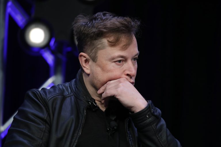 Elon Musk yahawe igihembo cy’umuntu wahombye amafaranga menshi kurusha abandi mu mateka y’isi.